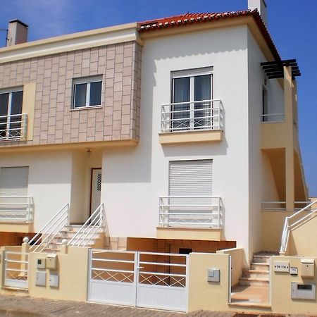 Surf Peniche - Ocean View Exterior foto